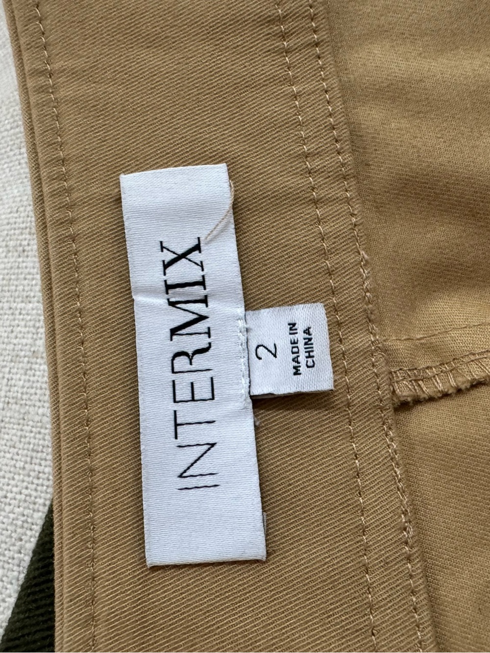 Intermix - Picture 4 of 9